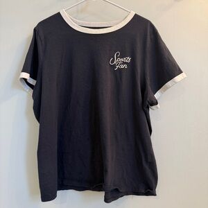 Preloved Old Navy “Sports Fan” XL T-Shirt